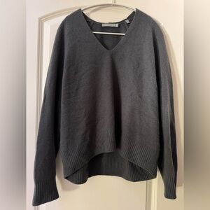 Super comfy! 100% Cashmere Vince V-Neck Sweater